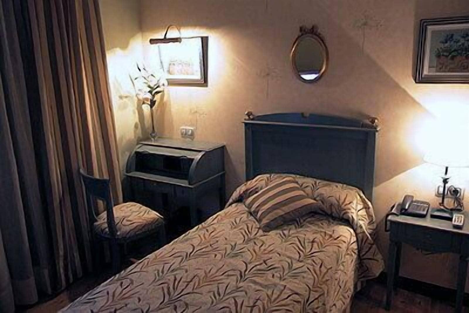 Hotel Santiago Benavente Esterno foto