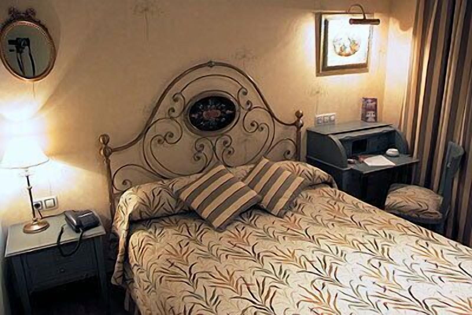 Hotel Santiago Benavente Esterno foto