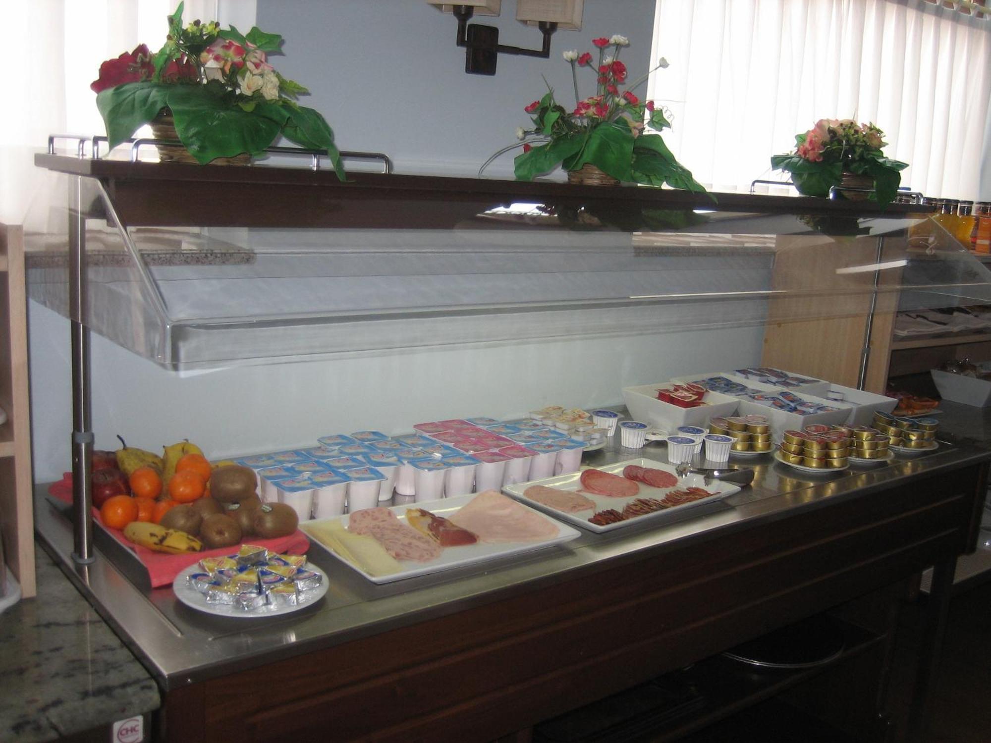 Hotel Santiago Benavente Esterno foto