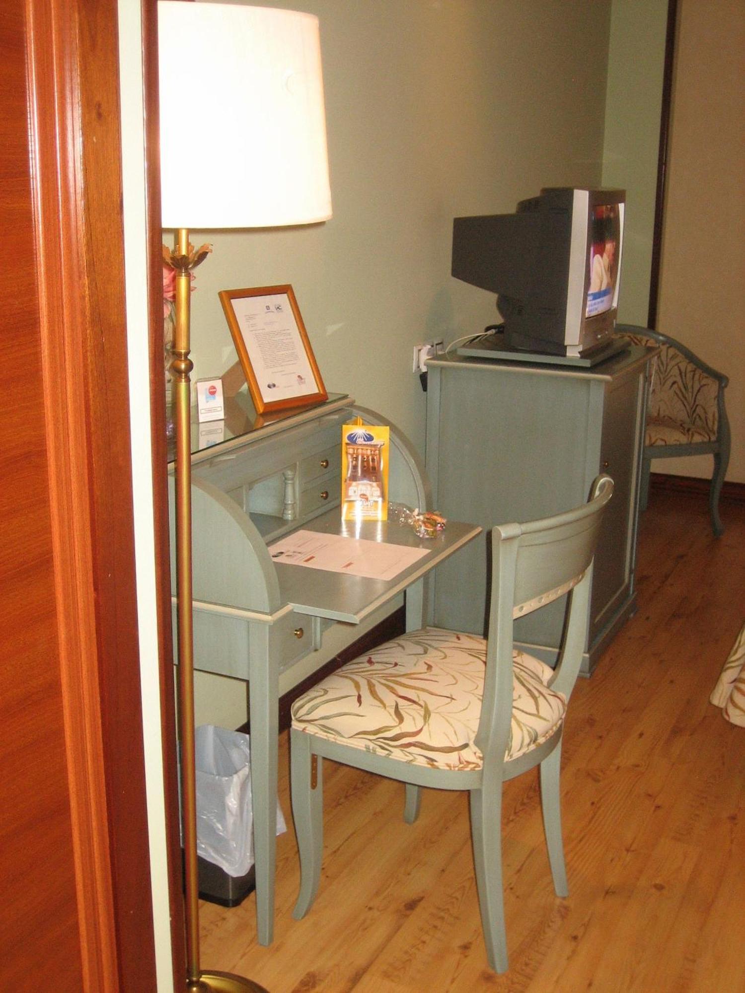 Hotel Santiago Benavente Esterno foto