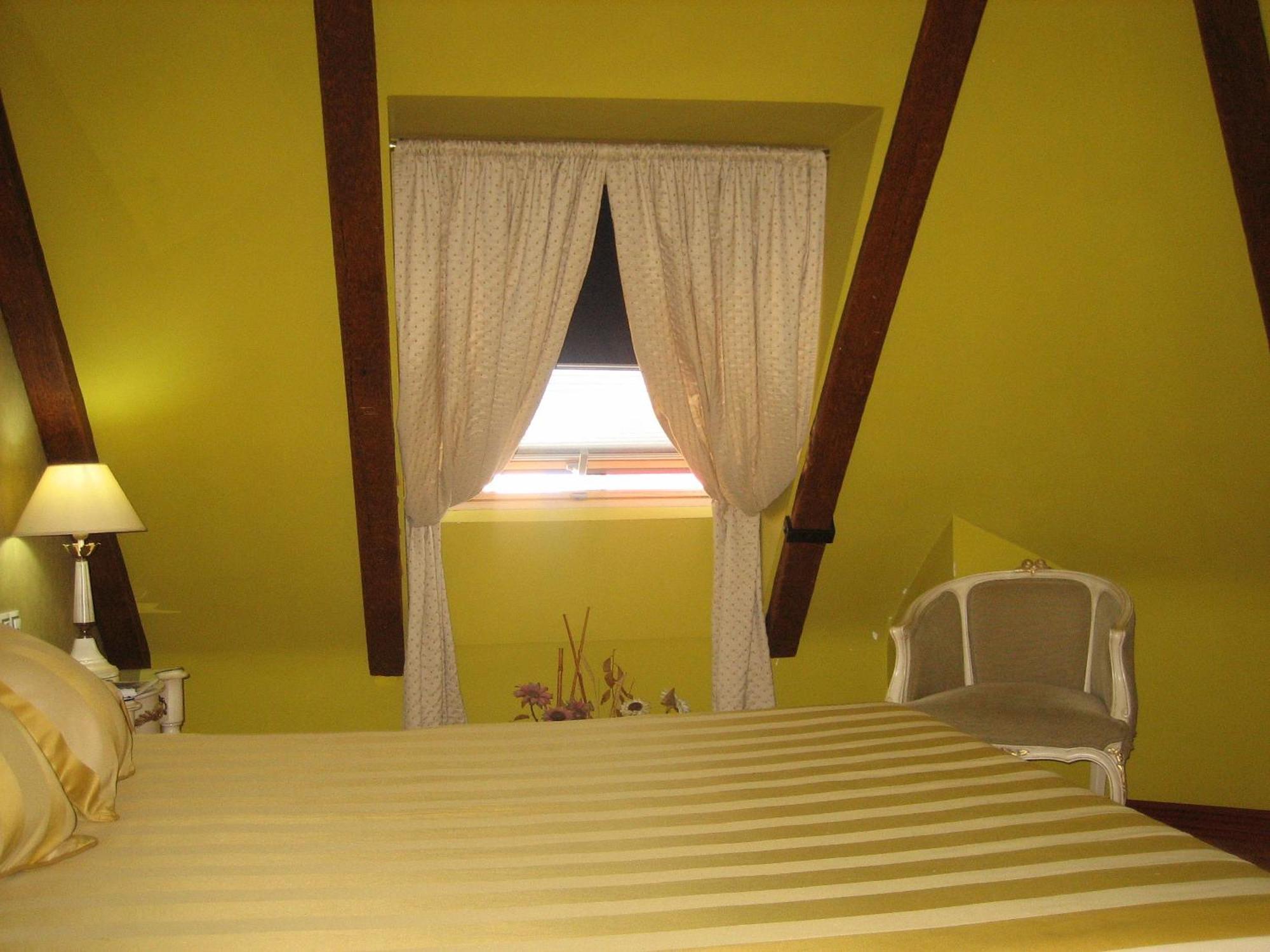 Hotel Santiago Benavente Esterno foto